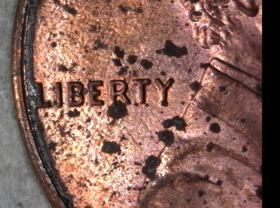 1995-P-Lincoln-Memorial-Cent-With-A-Bad-Case-Of-Split-Copper-Plating